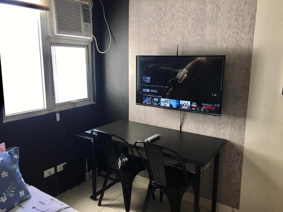 Ronz Deca Hills Aparthotel Mandaluyong Ngoại thất bức ảnh